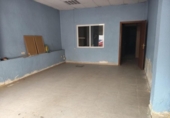180m² commercial premises for sale in Gavà, carretera principal photo