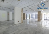 Local comercial en venta con 240m² en Granada, en la zona de Pajaritos, Camino de Ronda foto