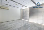 Local comercial en venta con 240m² en Granada, en la zona de Pajaritos, Camino de Ronda foto