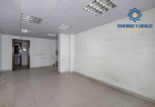 Local comercial en venta con 240m² en Granada, en la zona de Pajaritos, Camino de Ronda foto