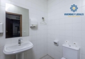 Local comercial en venta con 240m² en Granada, en la zona de Pajaritos, Camino de Ronda foto