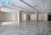 Local comercial
en venda
amb 240m² a Granada, a la zona de La Chana, Calle Antonia Merce foto