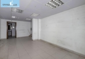 Local comercial
en venda
amb 240m² a Granada, a la zona de La Chana, Calle Antonia Merce foto