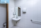 Local comercial
en venda
amb 240m² a Granada, a la zona de La Chana, Calle Antonia Merce foto