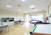 74m² bureaux pour vente à Estepona, photo