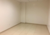 Local comercial en venta con 51m² en Barcelona, en la zona de Provençals del Poblenou, Carrer del Perú foto