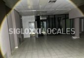 Local comercial en alquiler con 322m² en Barcelona, en la zona de el Guinardó, Carrer de l'Oblit foto
