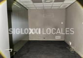 Local comercial en alquiler con 322m² en Barcelona, en la zona de el Guinardó, Carrer de l'Oblit foto