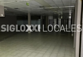 Local comercial en alquiler con 322m² en Barcelona, en la zona de el Guinardó, Carrer de l'Oblit foto