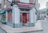 Local comercial en alquiler con 18m² en Pola de Lena, Calle Del Este, 1 foto