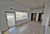 Local comercial
en venda amb llogaters
amb 30m² a Jerez de la Frontera foto