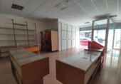 Local comercial en alquiler con 100m² en Crevillente foto