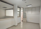 145m² locaux commerciaux pour vente à Malaga, dans le quartier de La Trinidad à Bailén - Miraflores, Calle Calzada de la Trinidad photo