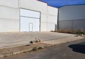 550m² entrepôt pour location à León, dans le quartier de Léon, carrera mediana 15 photo