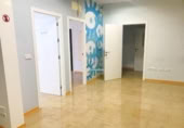 Oficina
en lloguer
amb 80m² a Dénia foto