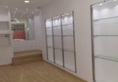 Local comercial en alquiler con 120m² en Elche foto