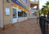 Local comercial en venta con 66m² en Orihuela foto