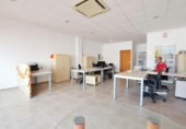 Local comercial en venta con 66m² en Orihuela foto