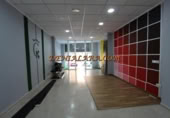 Local comercial en venta con 100m² en Denia foto