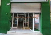 Local comercial en venta con 100m² en Denia foto