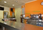 133m² bar for sale in Vergel, photo