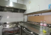 133m² bar for sale in Vergel, photo