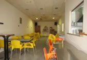 133m² bar for sale in Vergel, photo