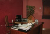 400m² commercial premises for sale in Silla, Calle de Ribera photo