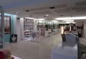 397m² commercial premises for sale in A Coruña, photo