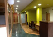 170m² commercial premises for sale in Pontevedra, photo