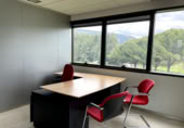 Oficina en venta con 205m² en Pamplona foto