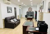 Local comercial en venta en Lloret de Mar foto