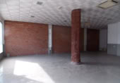 Local comercial en venta con 153m² en Puente Genil foto