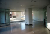 160m² bureaux pour vente à Pampelune, photo