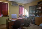 60m² office for sale in Cáceres, photo