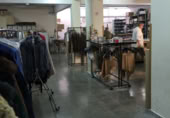 Local comercial Industrial
en venda amb llogaters
a Barcelona foto
