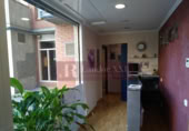 Local comercial en venta con 201m² en Sabadell foto