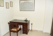48m² office for sale in Cádiz, photo