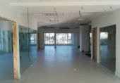 149m² bureau pour vente à Cadix, photo