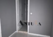 Local comercial en venta en Gijón foto