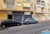 160m² commercial premises for sale in Oropesa del Mar, photo