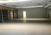 Nave en venta en Molins de Rei foto