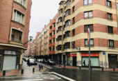 Local comercial en venta con 110m² en Bilbao foto