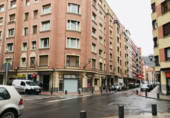 Local comercial en venta con 110m² en Bilbao foto