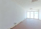 85m² commercial premises for sale in La Línea de la Concepción, photo