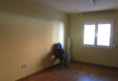 Local comercial en alquiler con 110m² en Palencia foto