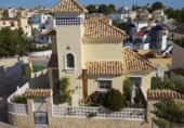 Local comercial en venta con 150m² en Torrevieja foto