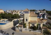 Local comercial en venta con 150m² en Torrevieja foto