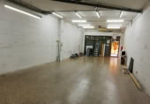 Local comercial en venta en Sant Boi de Llobregat foto