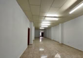 Local comercial en venta con 204m² en Linares, calle san salvador, 23700 foto